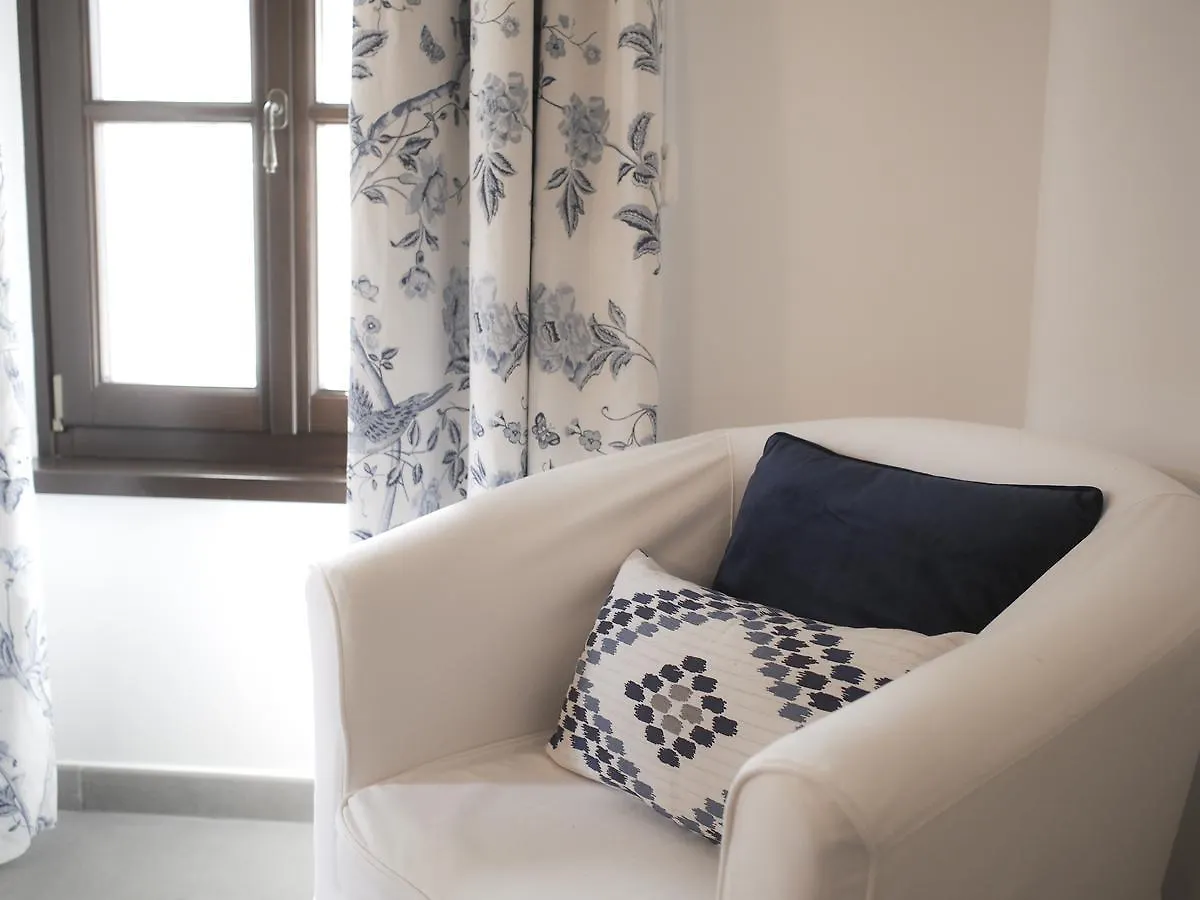 Hotel Le Sei Dame Bardi 0*,  Italien