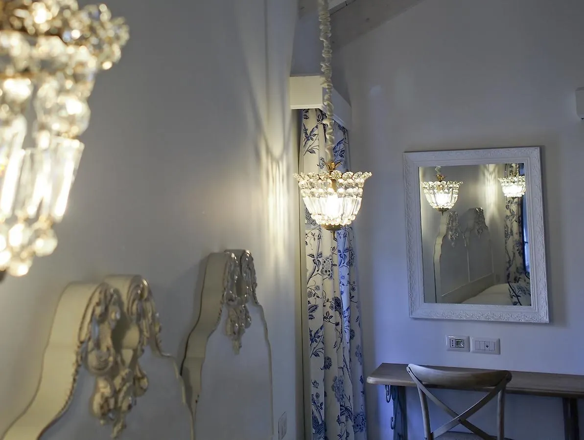 Hotel Le Sei Dame Bardi