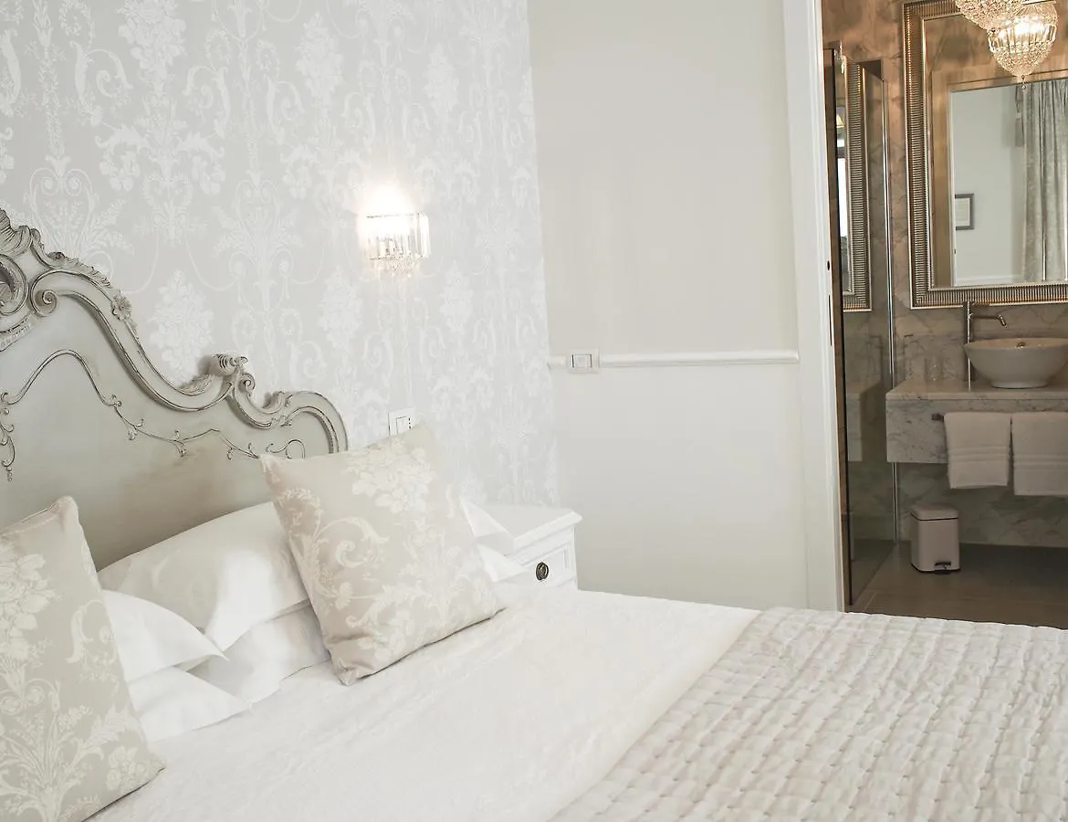 Hotel Le Sei Dame Bardi