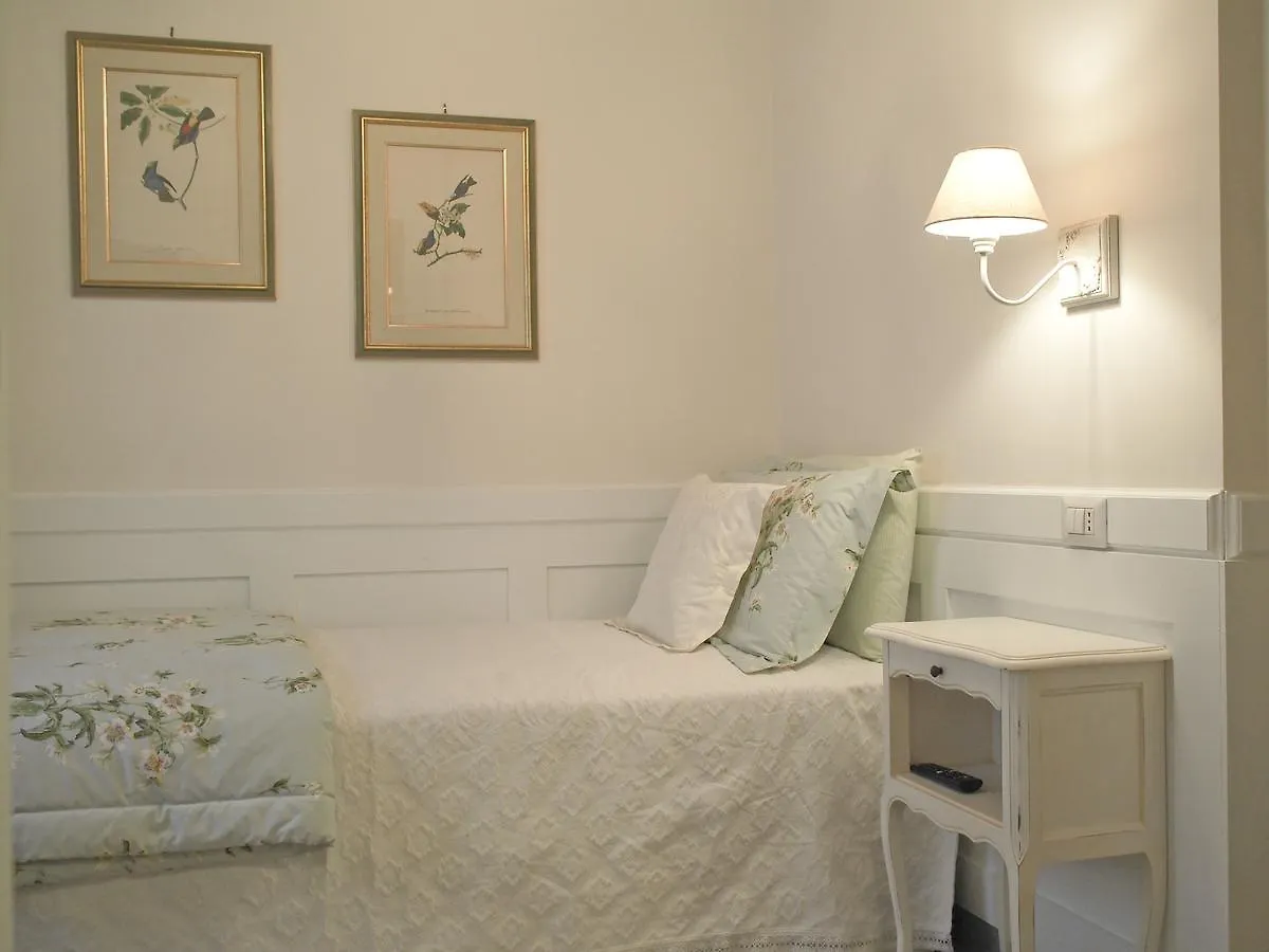 Hotel Le Sei Dame Bardi